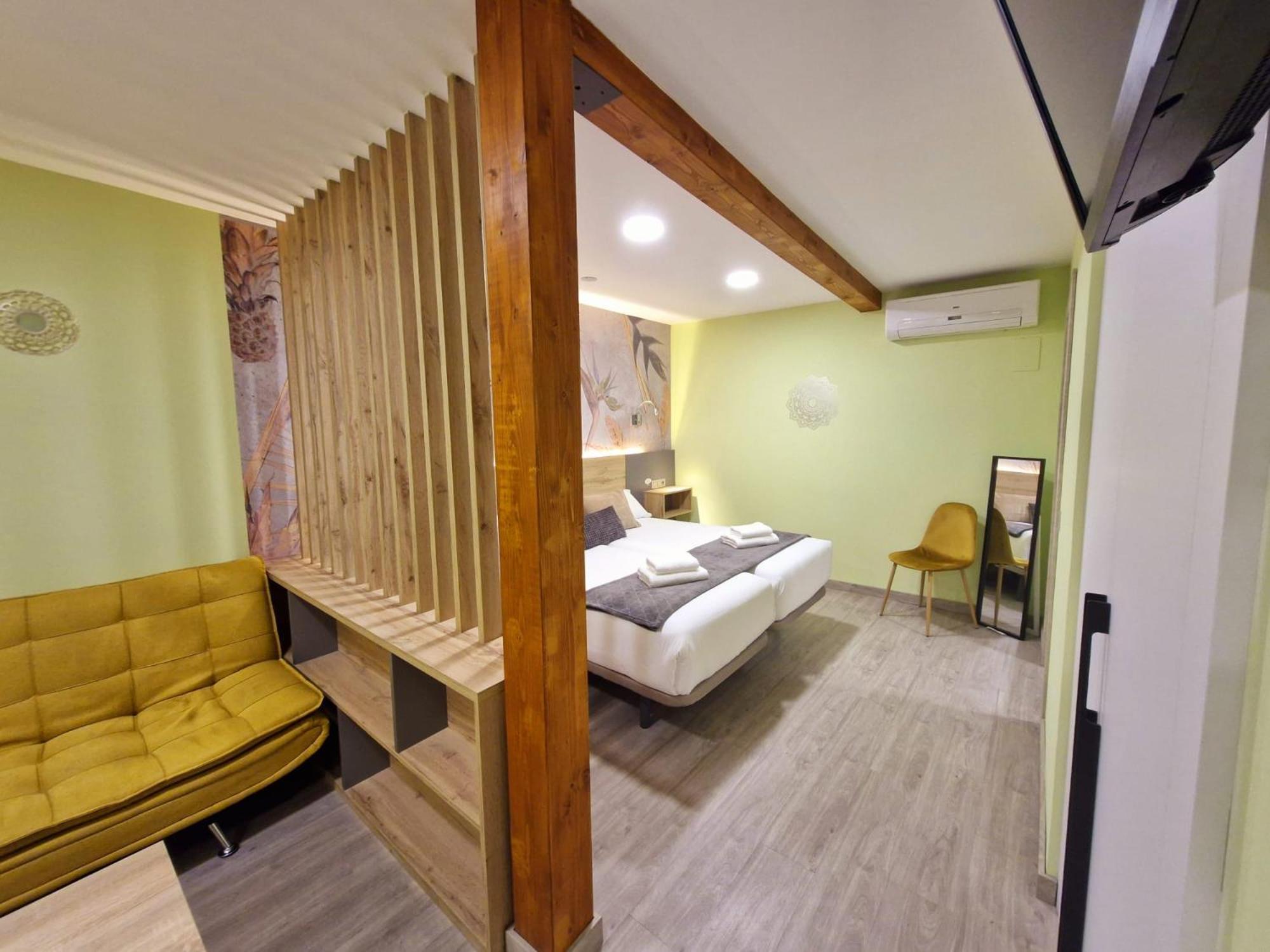 Feeling Home - Suites&Rooms León Zewnętrze zdjęcie