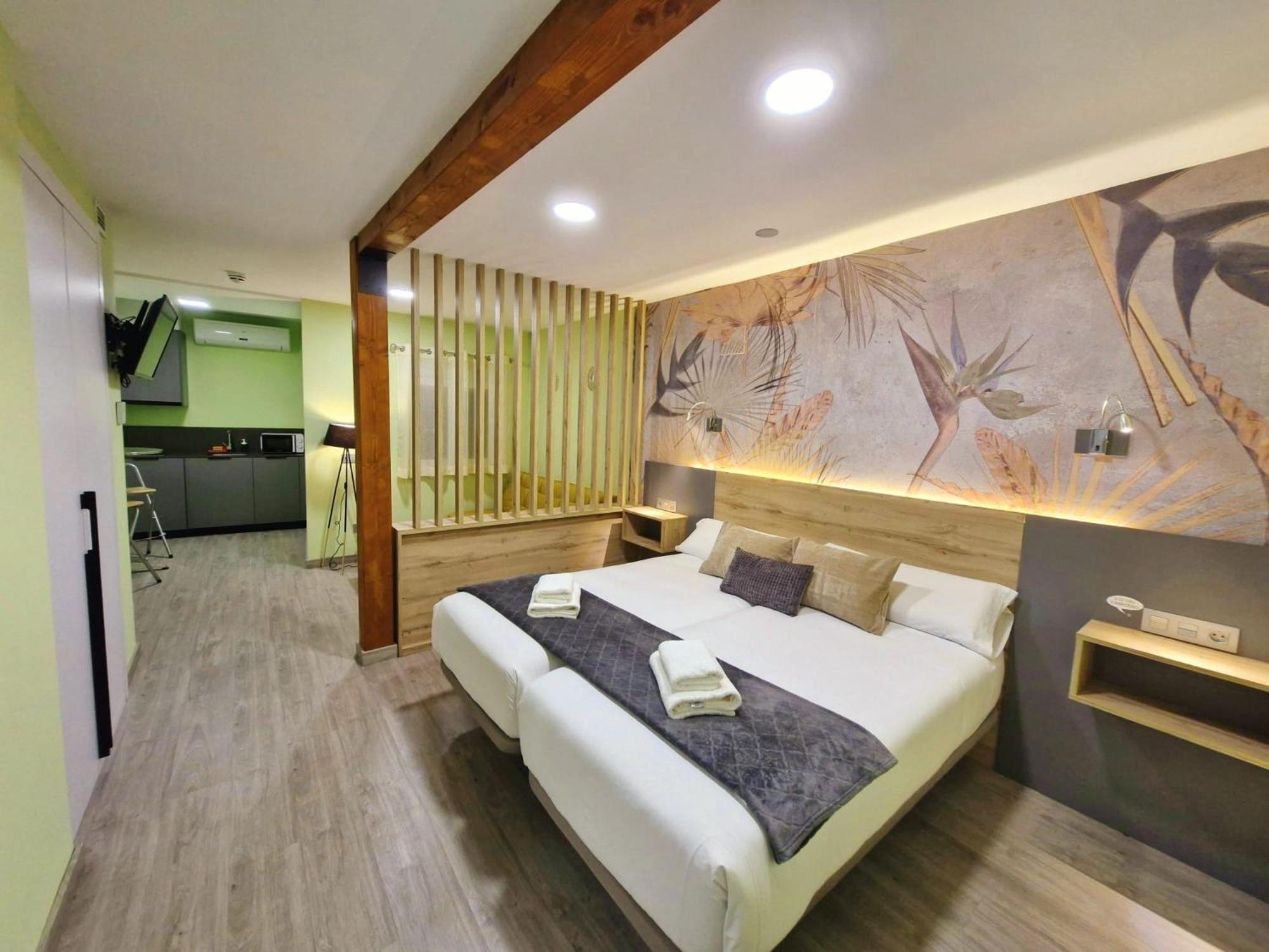 Feeling Home - Suites&Rooms León Zewnętrze zdjęcie