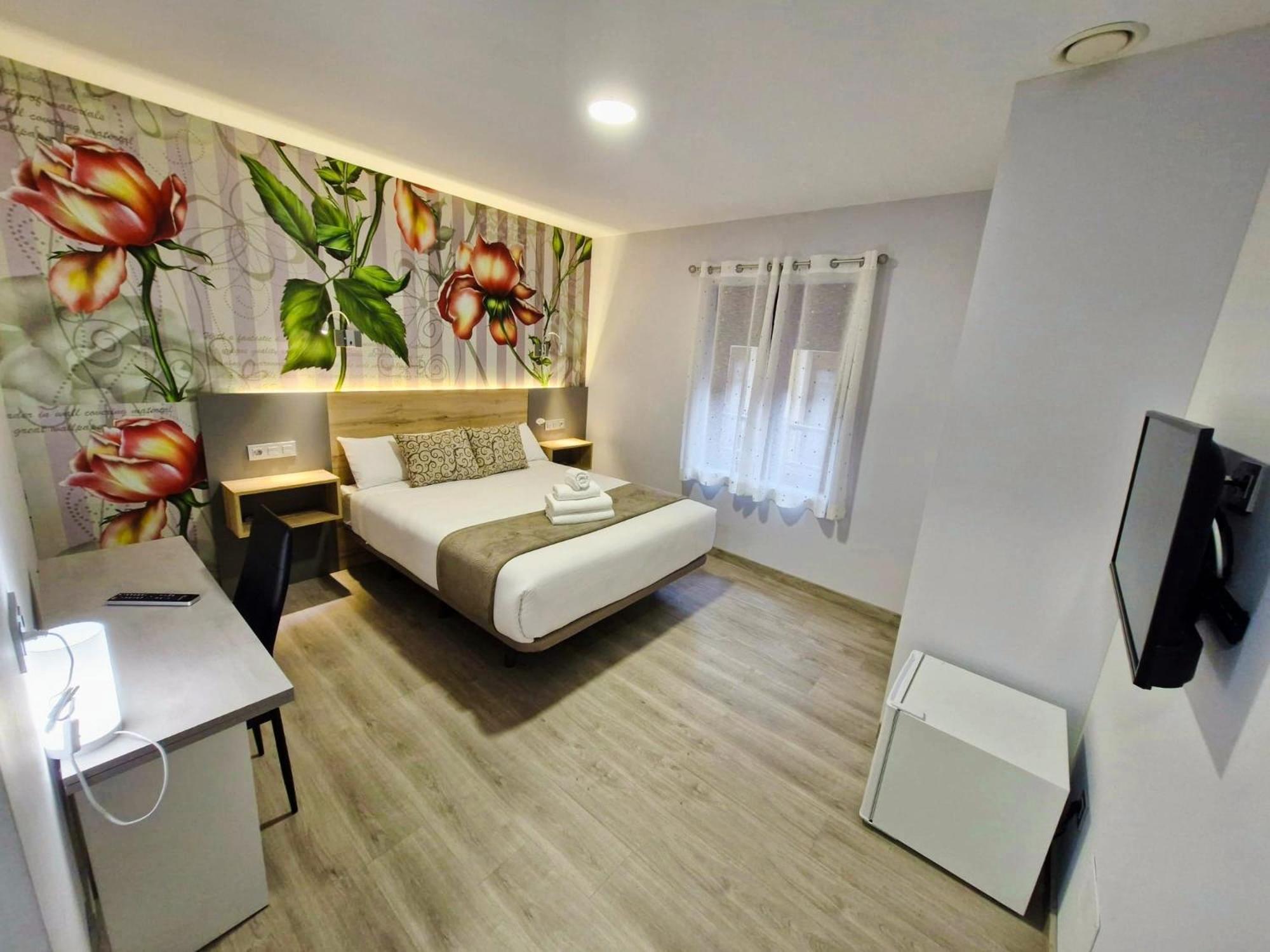 Feeling Home - Suites&Rooms León Zewnętrze zdjęcie