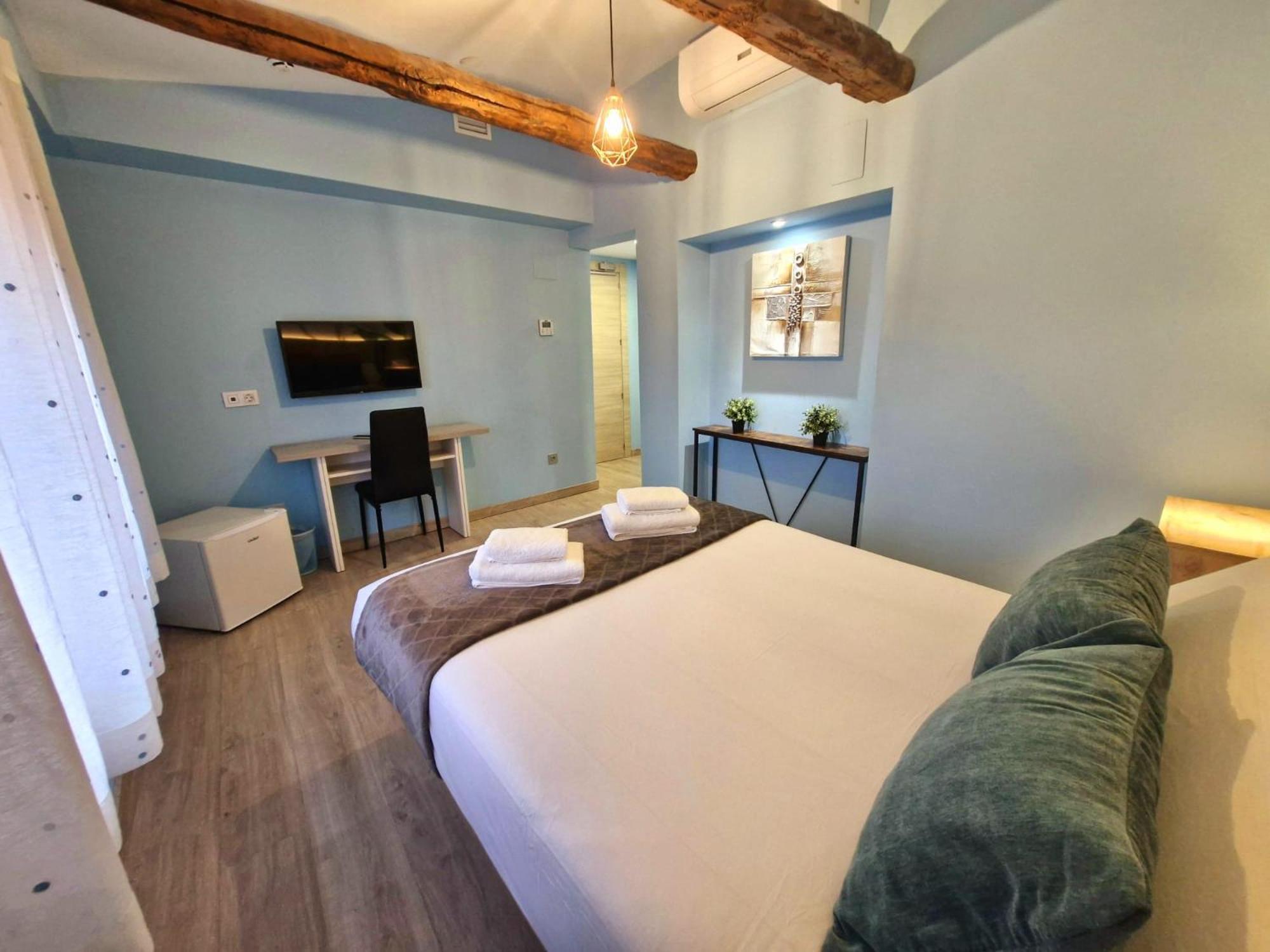 Feeling Home - Suites&Rooms León Zewnętrze zdjęcie
