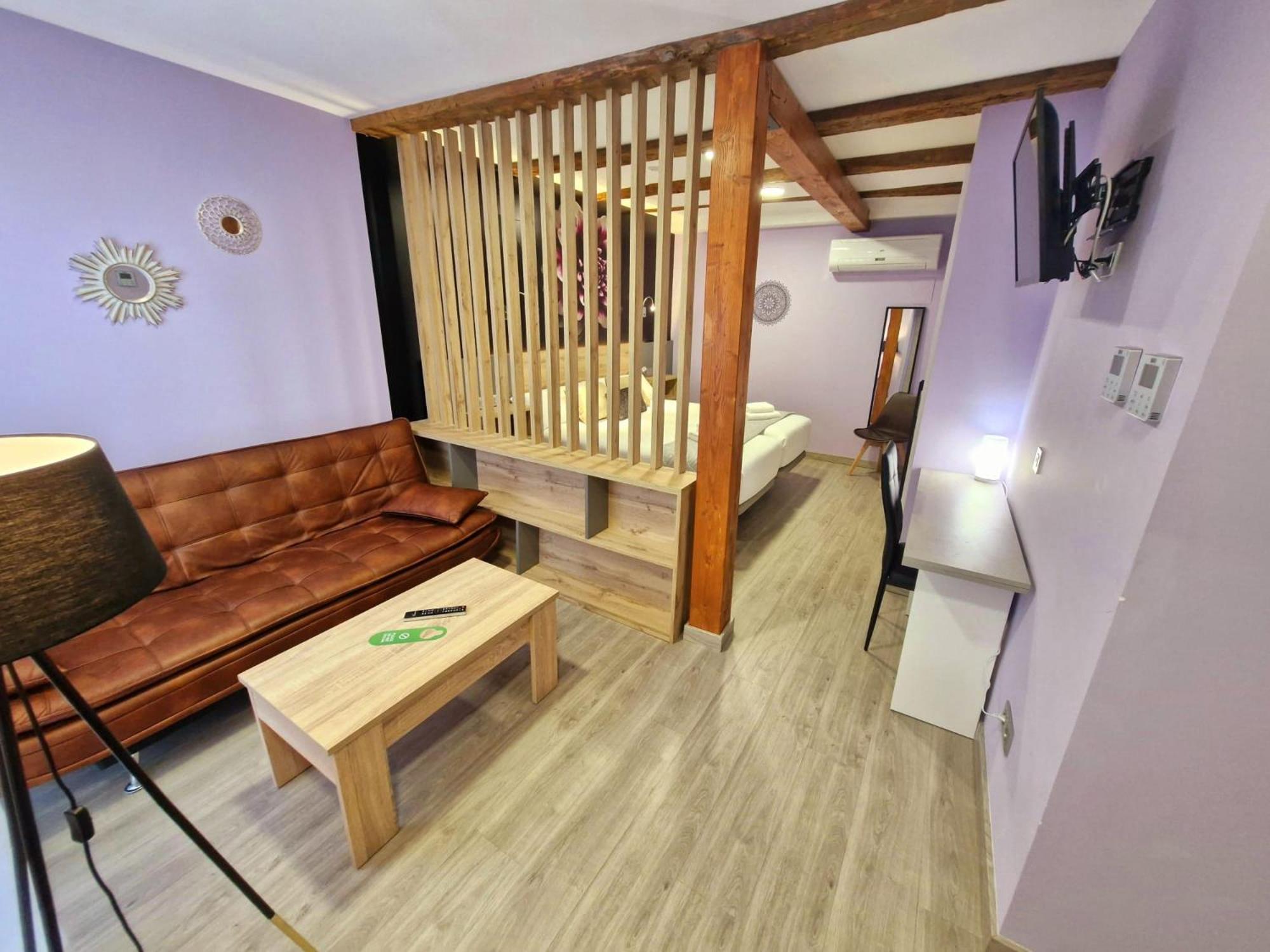 Feeling Home - Suites&Rooms León Zewnętrze zdjęcie