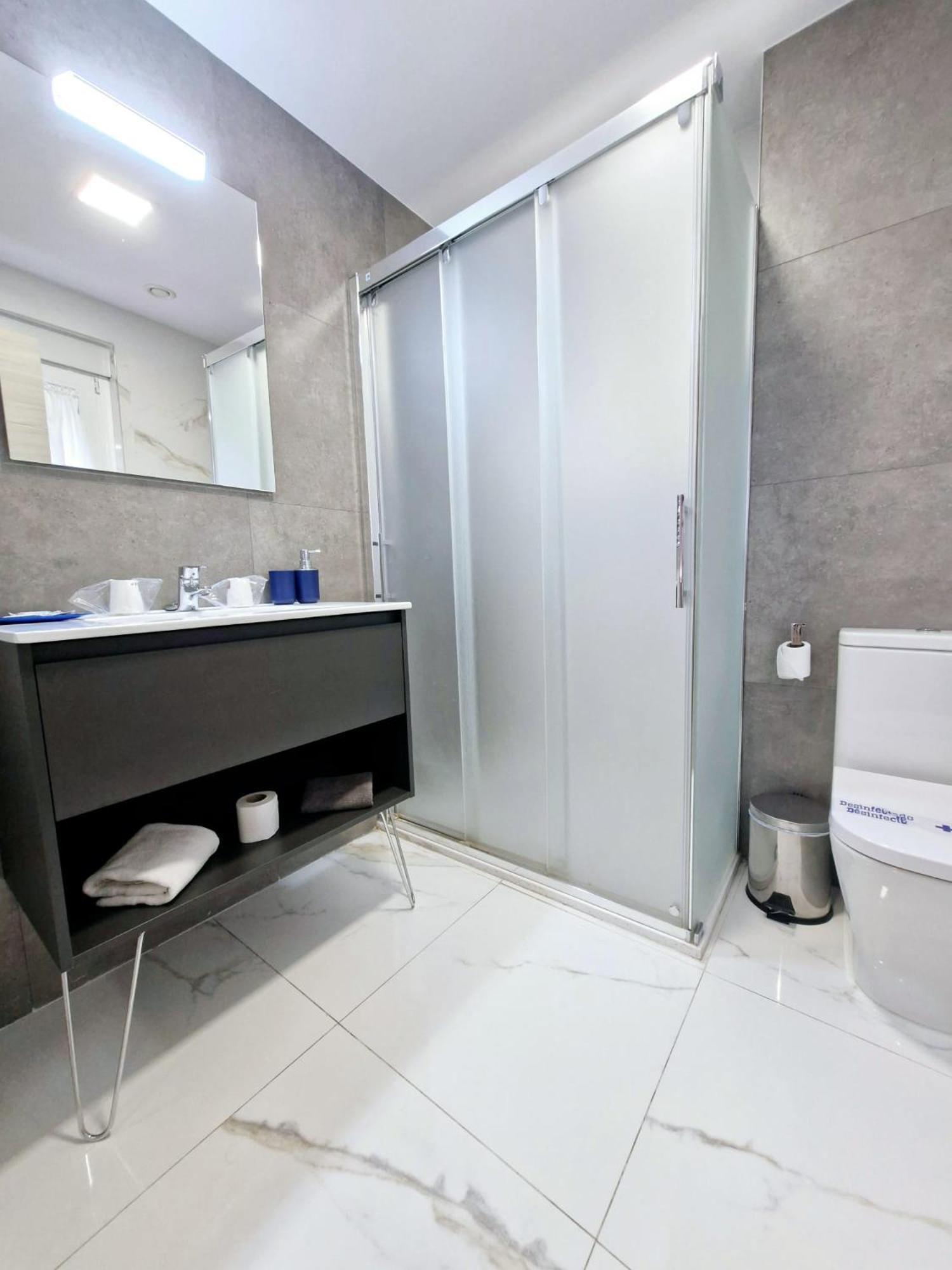 Feeling Home - Suites&Rooms León Zewnętrze zdjęcie