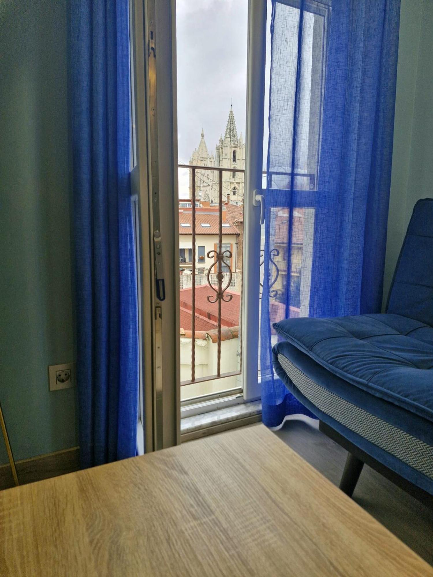 Feeling Home - Suites&Rooms León Zewnętrze zdjęcie