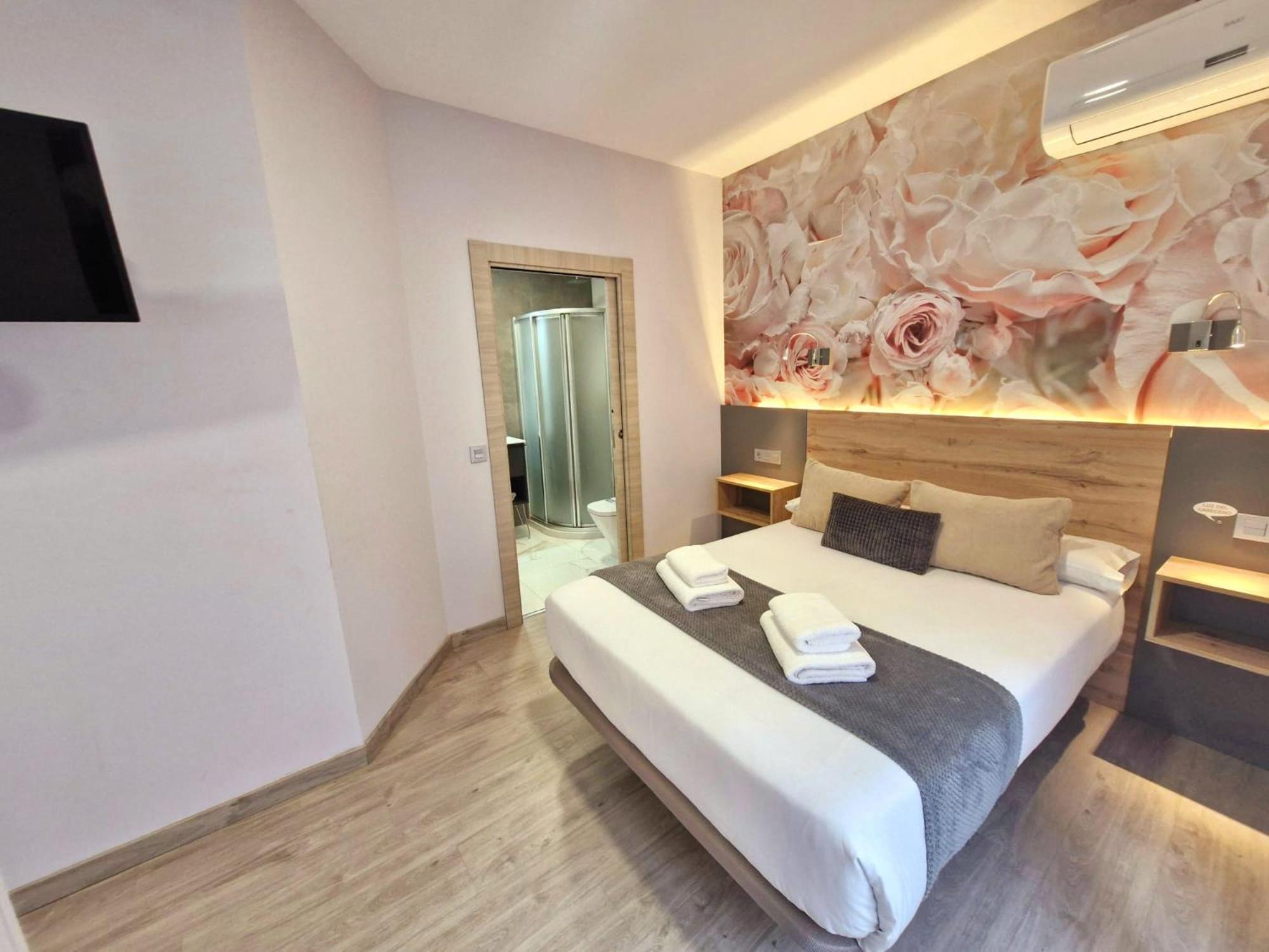Feeling Home - Suites&Rooms León Zewnętrze zdjęcie