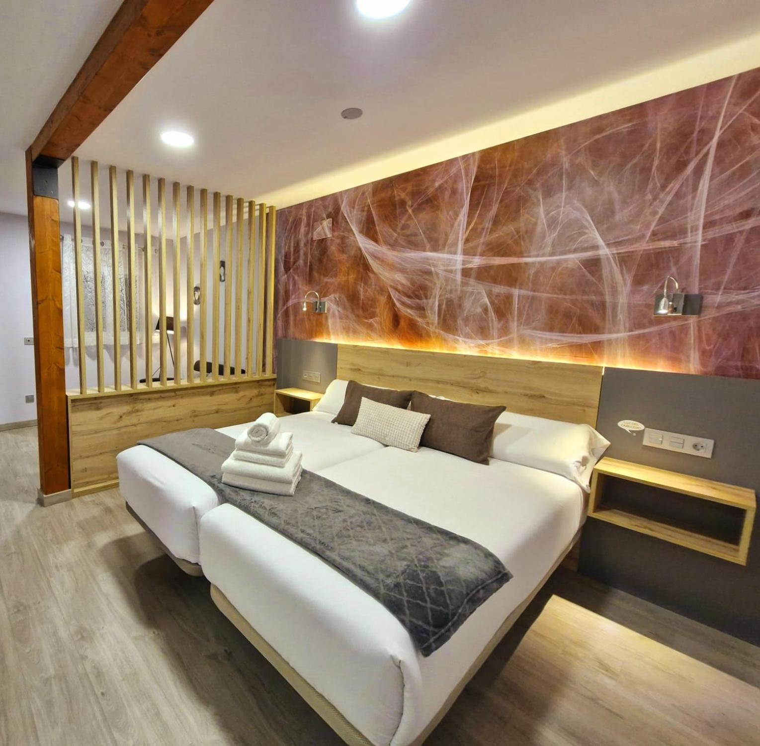 Feeling Home - Suites&Rooms León Zewnętrze zdjęcie